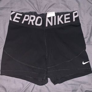 Medium black nike pros